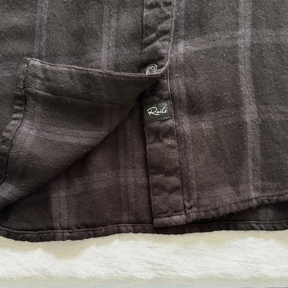 Rails Hunter Obsidian Dark Plaid Button Down Shirt - Picture 4 of 13